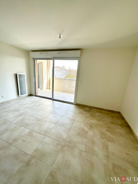 à louer Appartement Vias - Photo 3