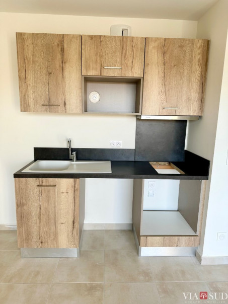 à louer Appartement Vias - Photo 4