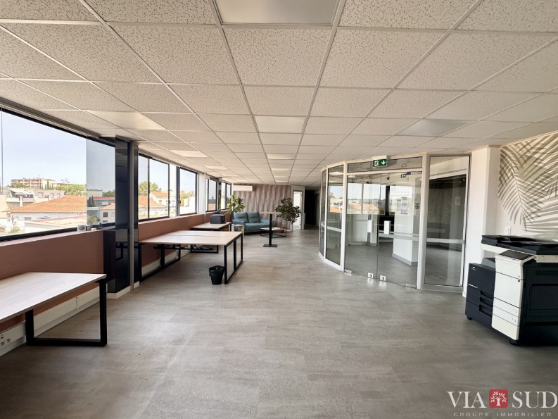 location Locaux d'activité Beziers - Photo 1