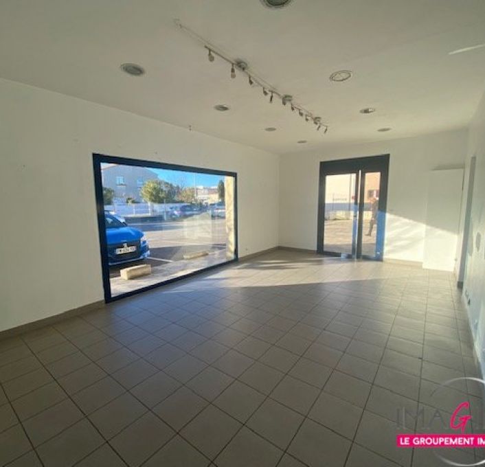 à louer Local commercial Magalas