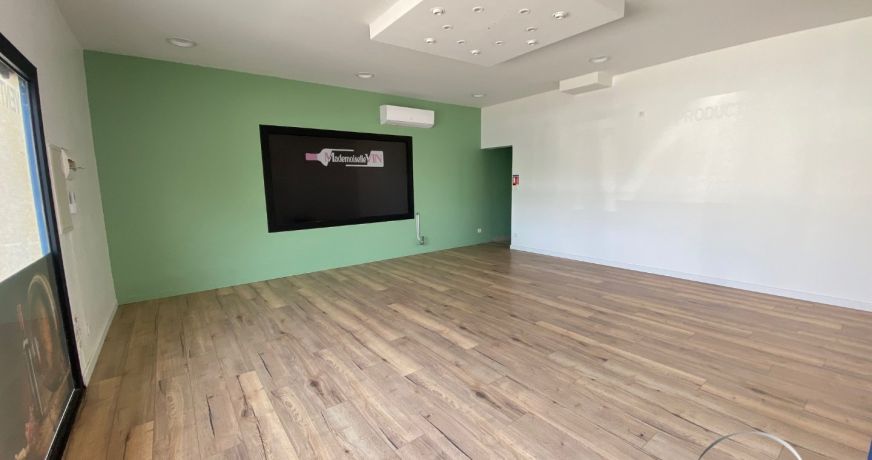 location Local commercial Magalas