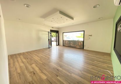 location Local commercial Magalas