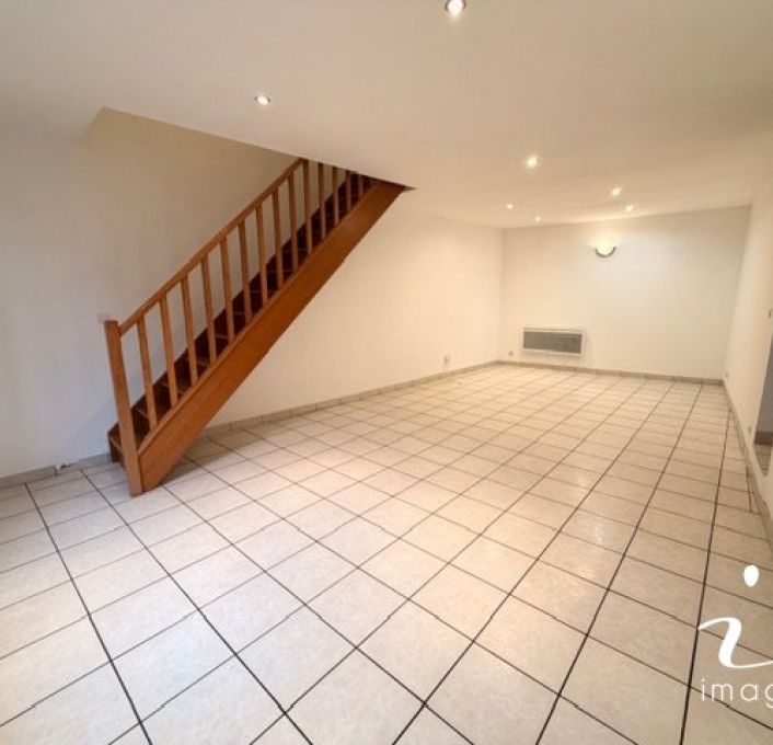 location Maison de village Montarnaud