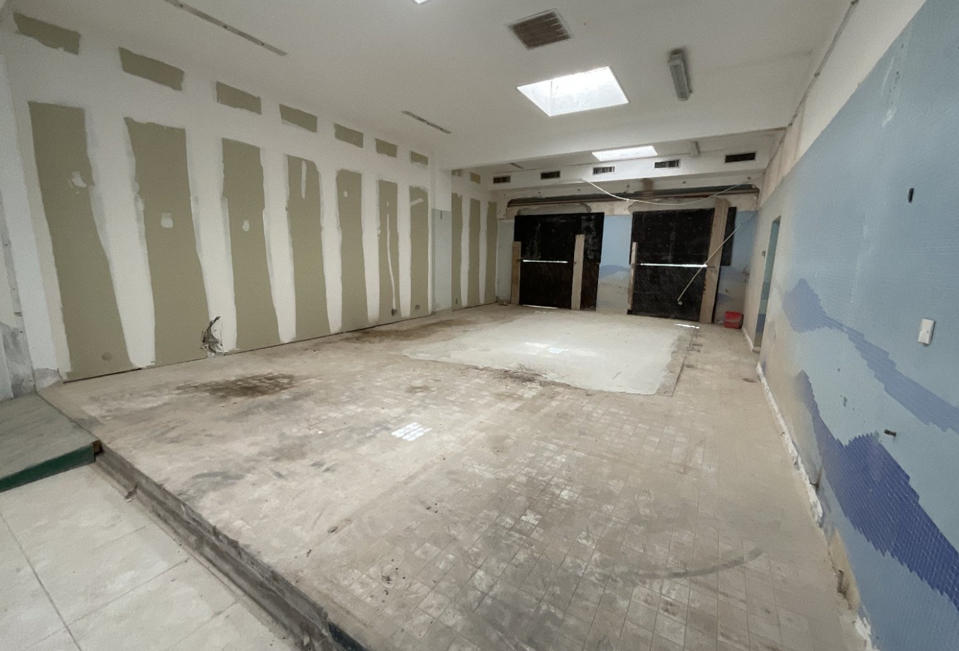 location Local commercial Beziers - Photo 3