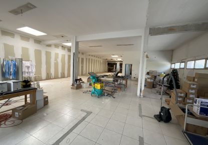 location Local commercial Beziers