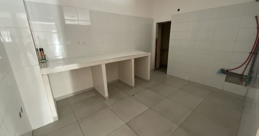 vente Local commercial Beziers