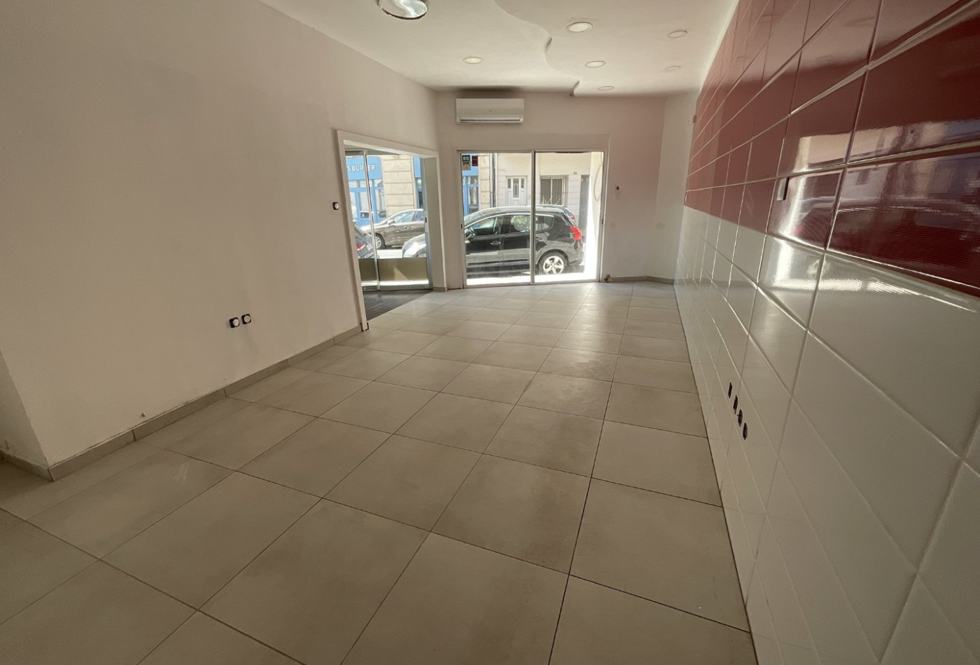 vente Local commercial Beziers - Photo 1