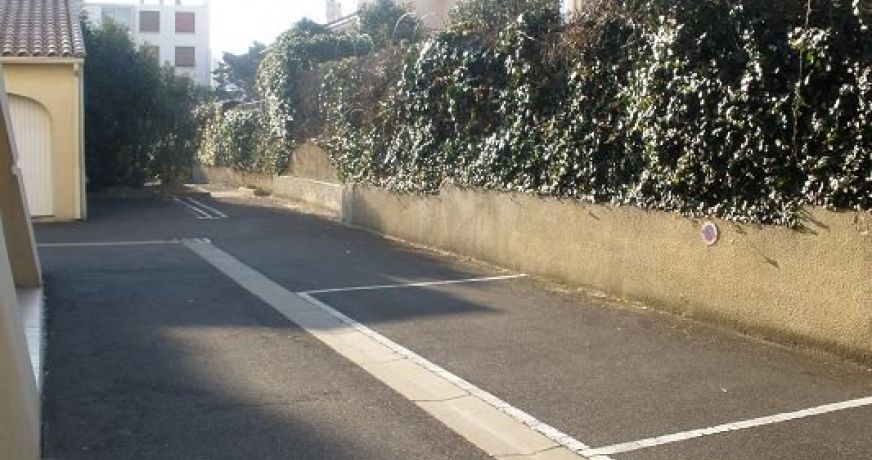 vente Local commercial Beziers