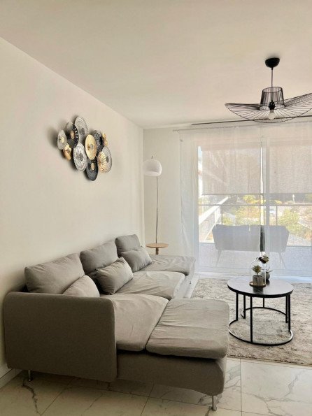 location Appartement en résidence Saint Laurent Du Var - Photo 10