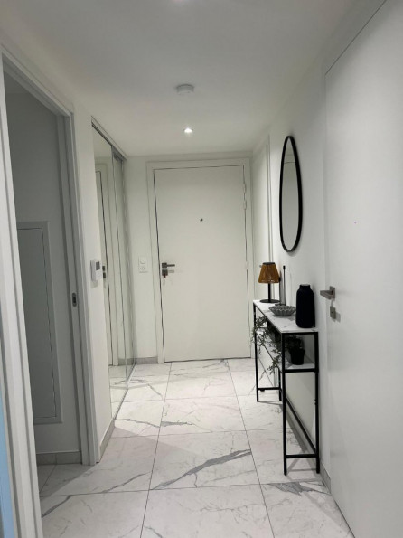 location Appartement en résidence Saint Laurent Du Var - Photo 6