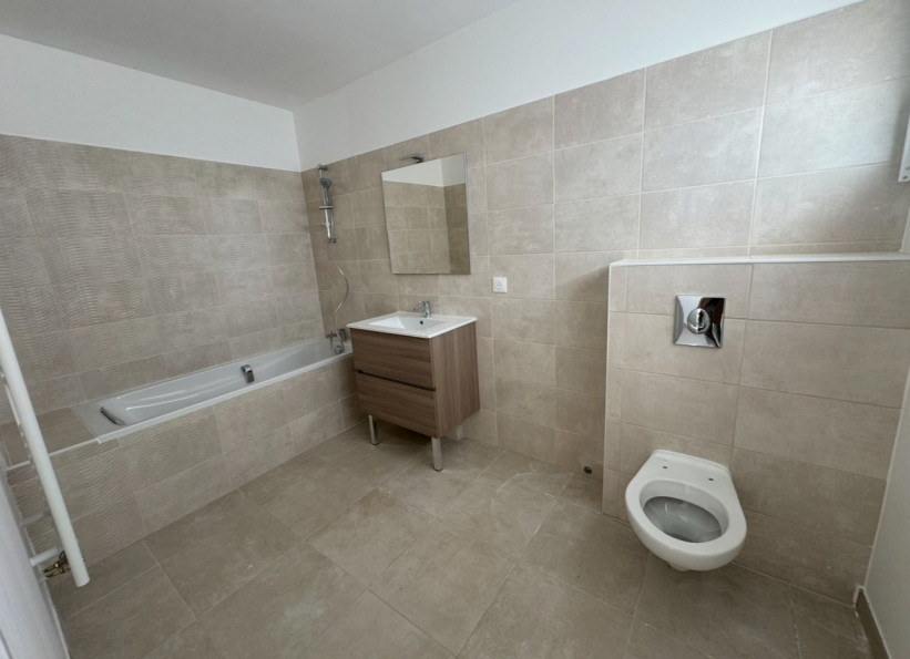 vente Appartement en frais réduits Villeneuve Les Avignon - Photo 4