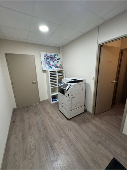 vente Bureau Avignon - Photo 8