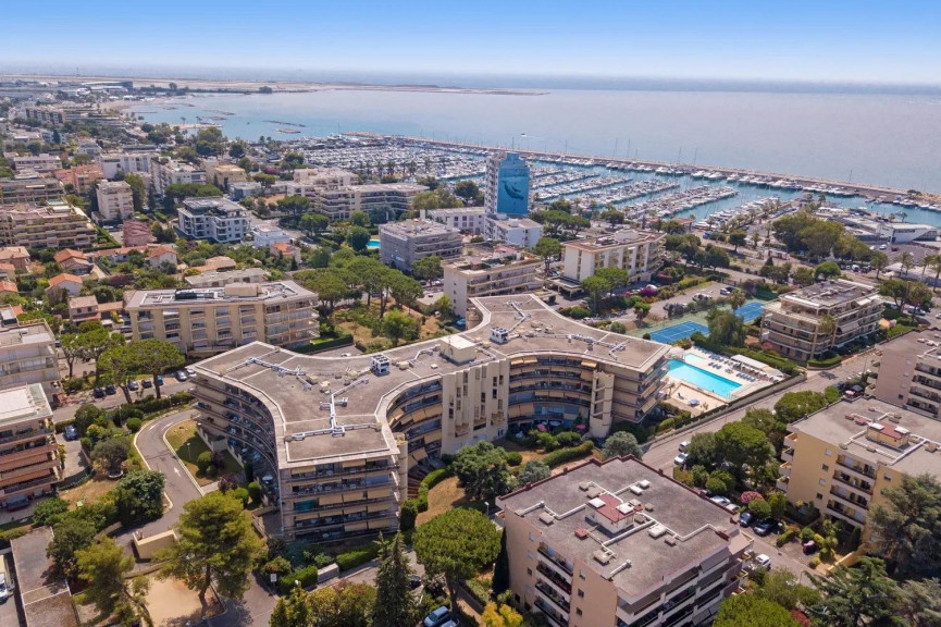 à vendre Appartement en frais réduits Saint Laurent Du Var - Photo 1