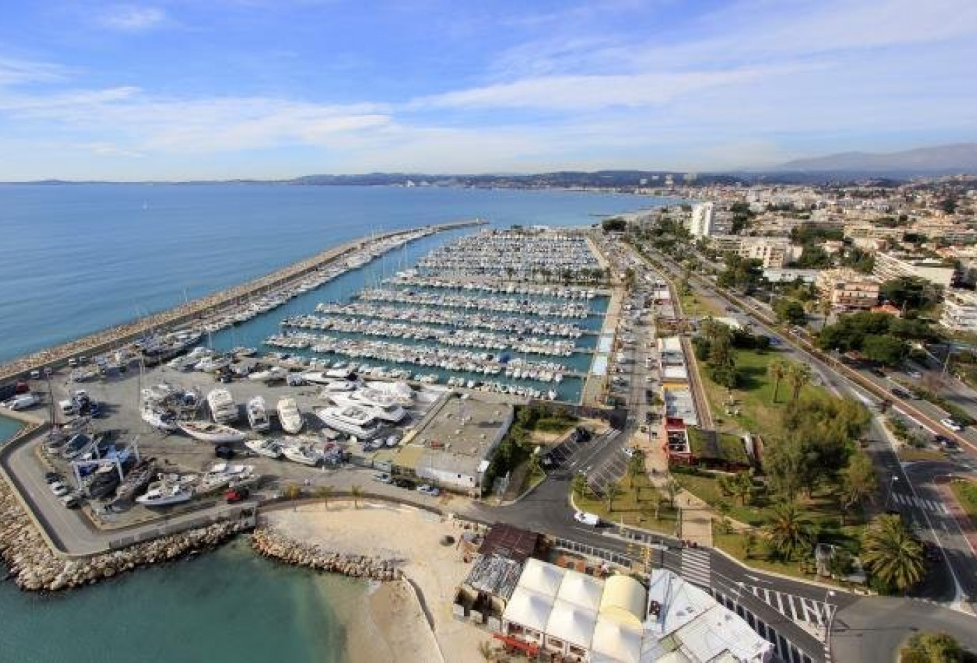 vente Appartement en frais réduits Saint Laurent Du Var - Photo 1