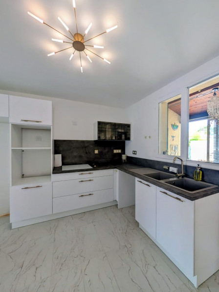 location Maison rénovée Florensac - Photo 1