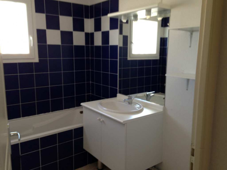 location Maison individuelle La Cavalerie - Photo 3