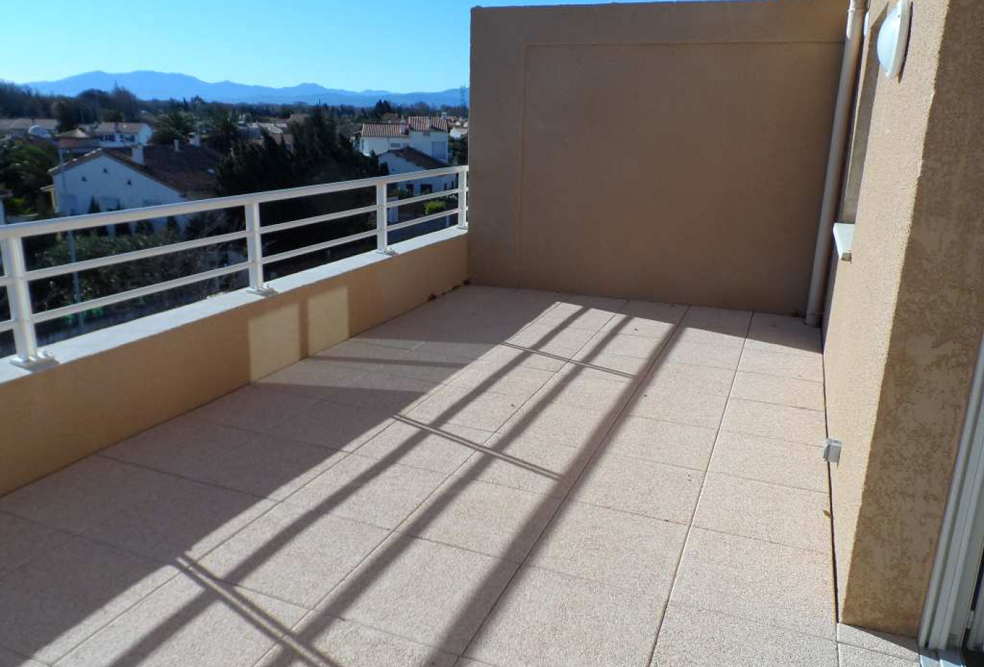 location Appartement en résidence Saint Esteve - Photo 1