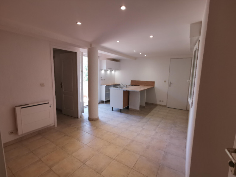 location Appartement Teyran - Photo 2