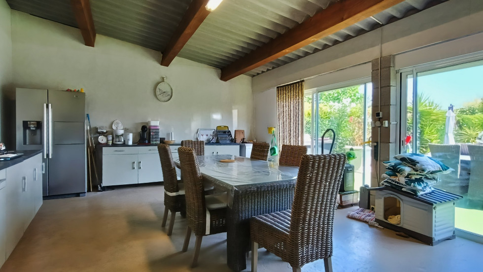 vente Maison et dépendances Creissan - Photo 3