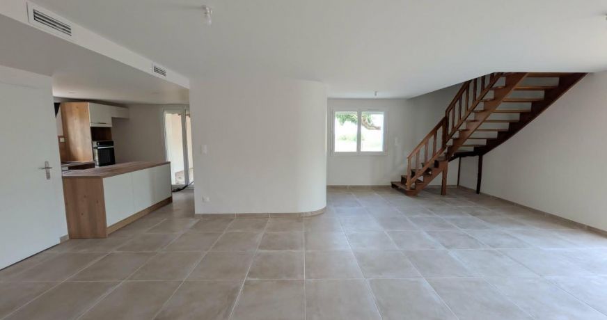 location Maison Cers