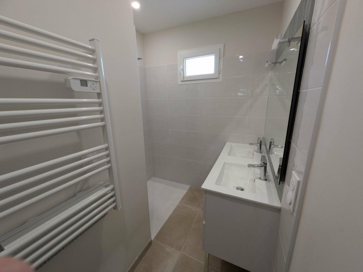 location Appartement Cers - Photo 15