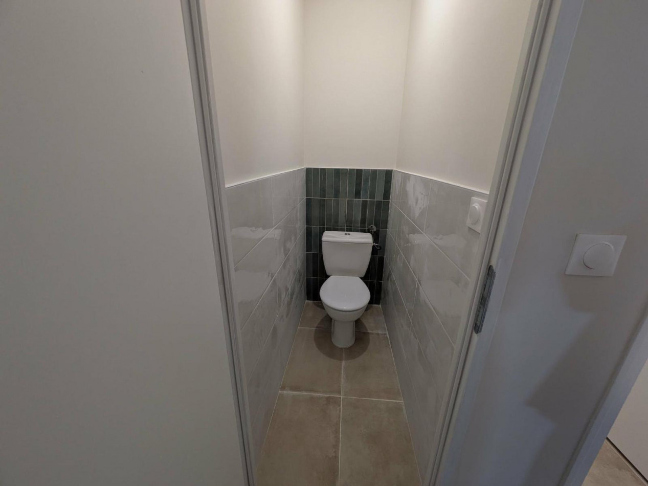 location Appartement Cers - Photo 18