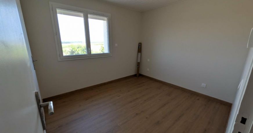 location Maison Cers