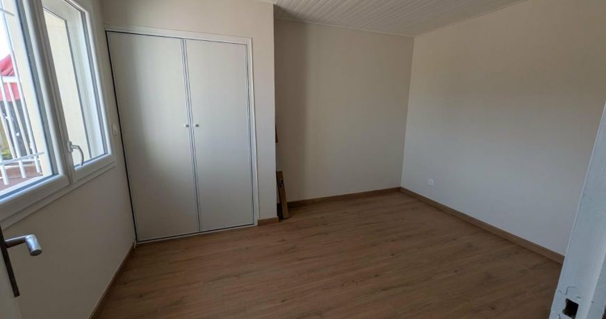 location Maison Cers