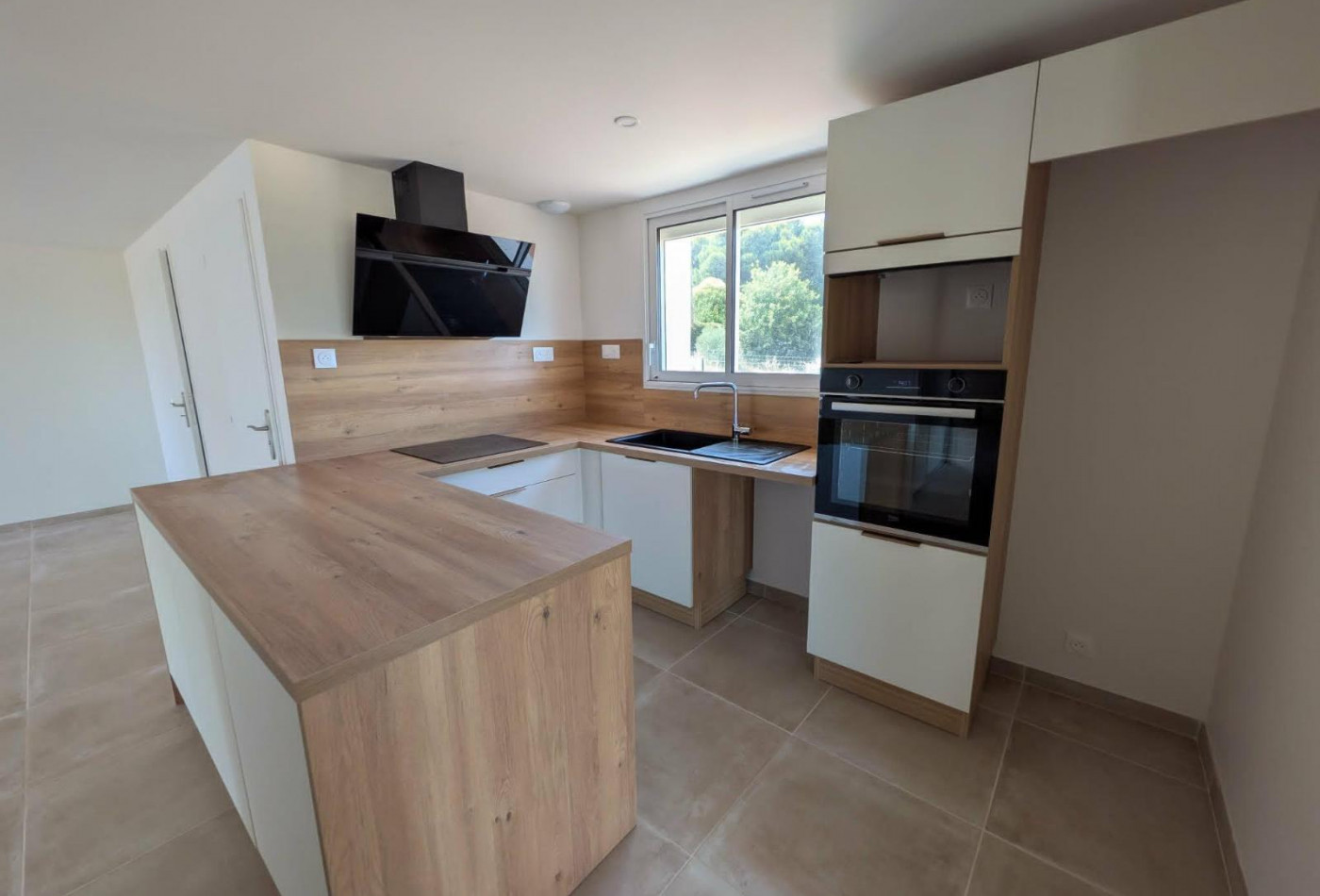 location Maison Cers - Photo 1