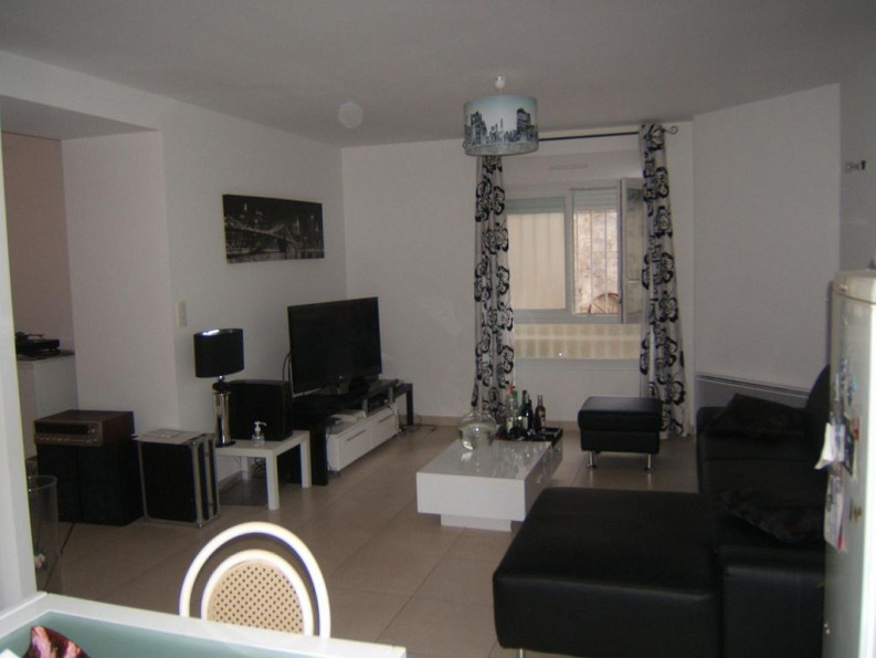 location Maison de village Puissalicon - Photo 3