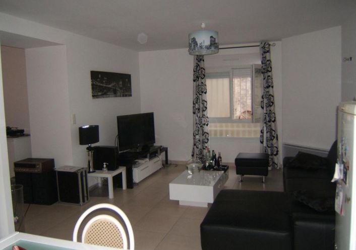 location Maison de village Puissalicon