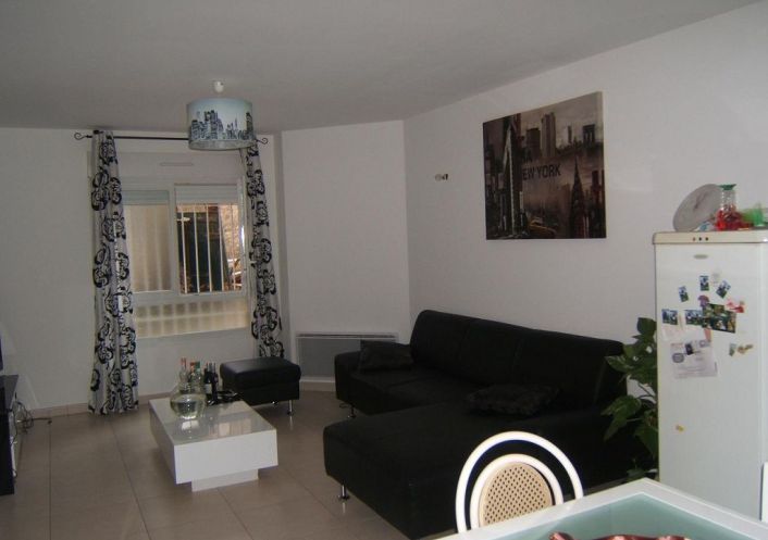 location Maison de village Puissalicon