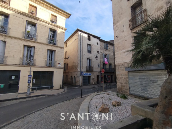 sale Immeuble Pezenas - Photo 1