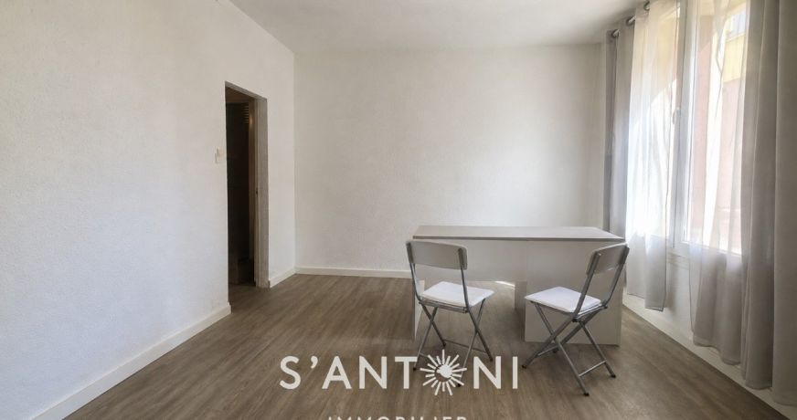 vente Immeuble Lespignan