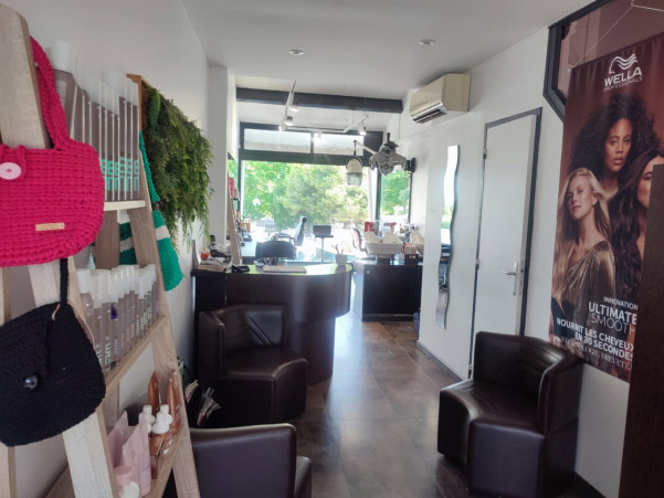 sale Salon de coiffure Colombiers - Photo 6