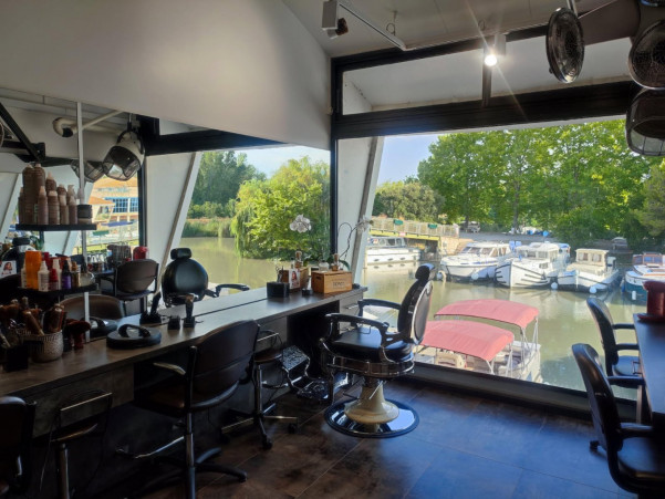 sale Salon de coiffure Colombiers - Photo 1