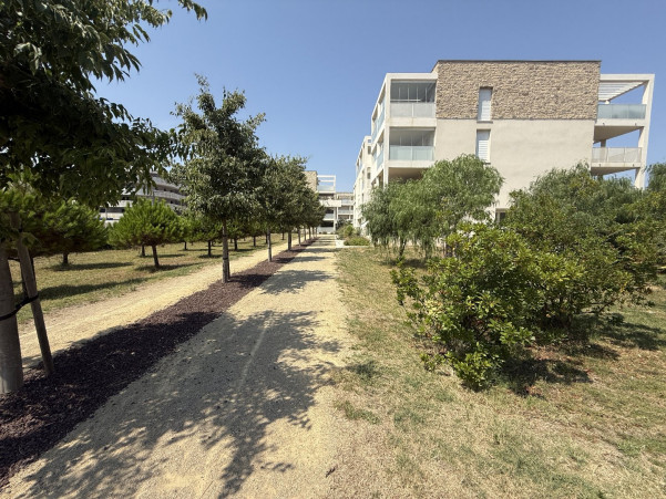 sale Appartement terrasse Valras Plage - Photo 1