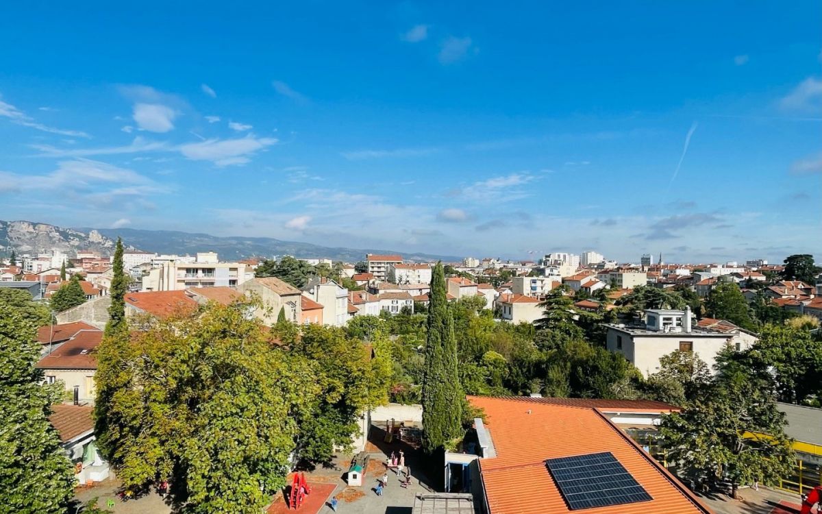 à louer Appartement Valence