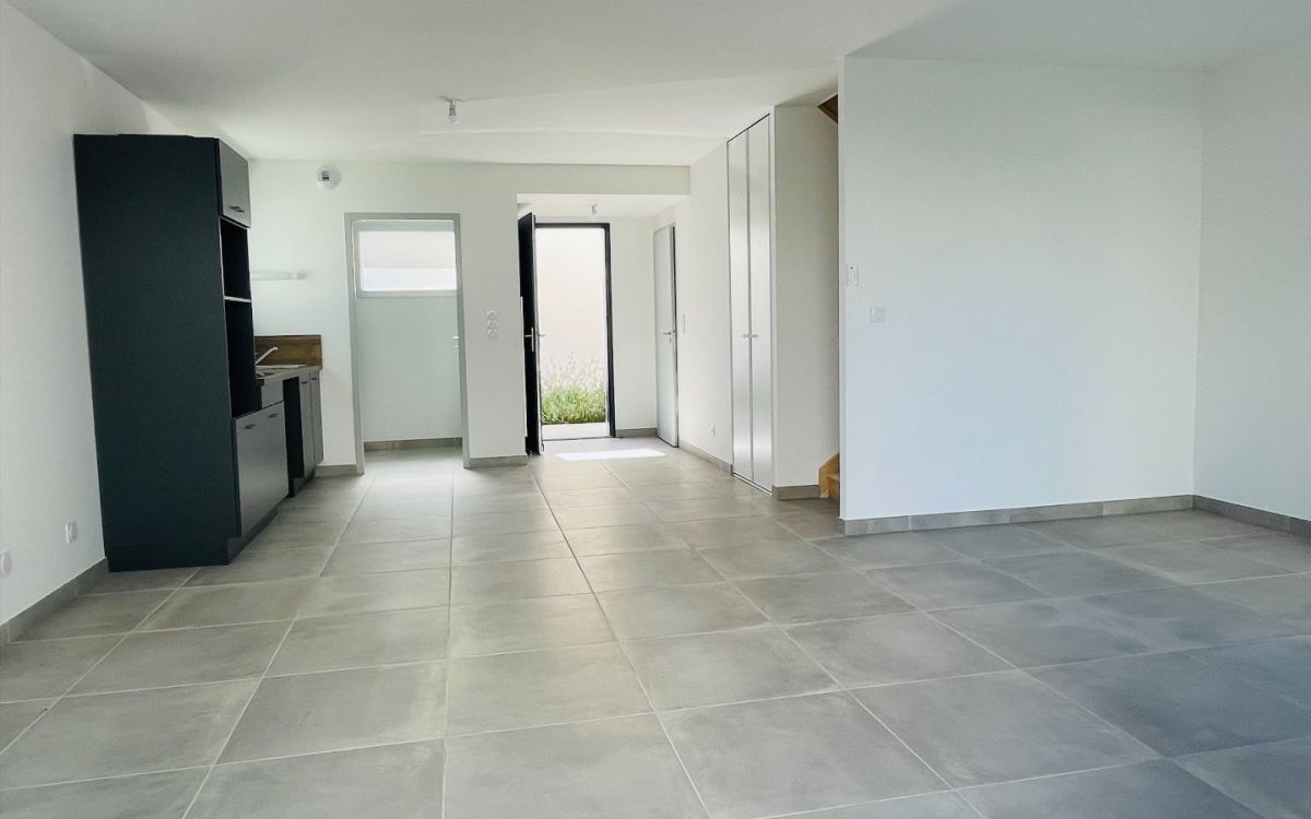 à louer Maison Serignan