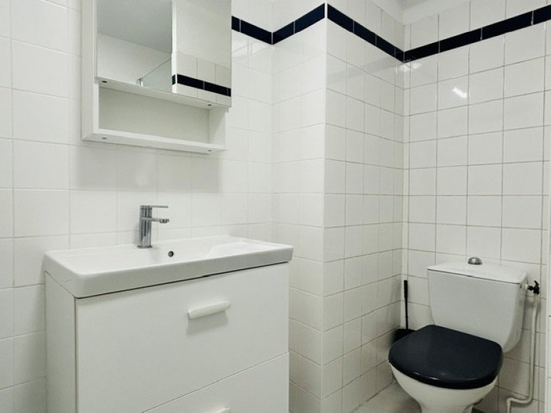 location Appartement Saint Aunes - Photo 4