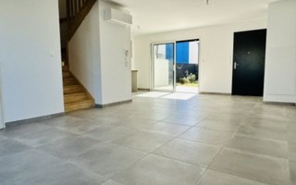 à louer Maison Serignan