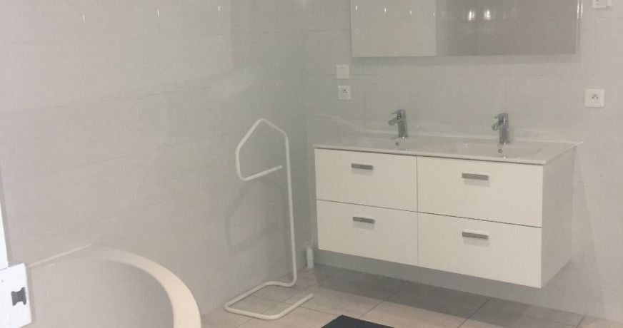 location Appartement rénové Beziers