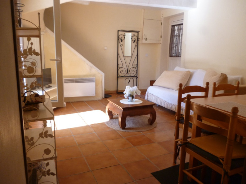 location Maison de village Sauvian - Photo 1