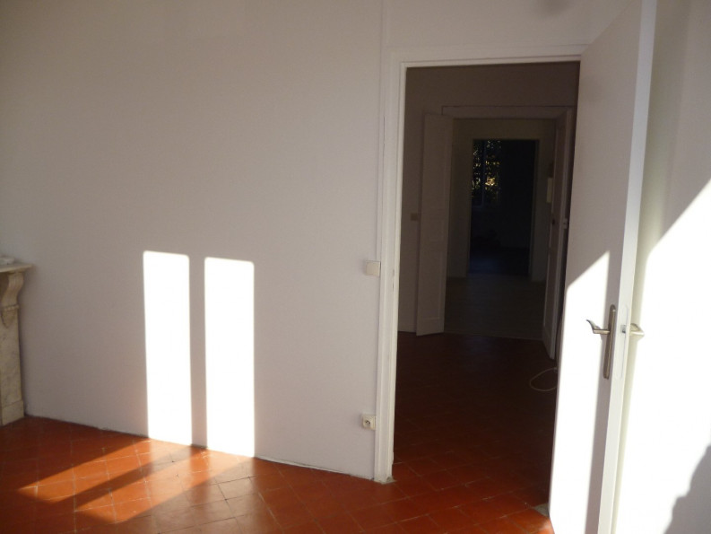 location Appartement bourgeois Nissan Lez Enserune - Photo 6