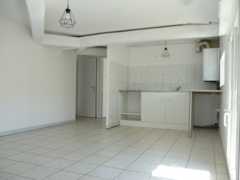 location Appartement rénové Beziers - Photo 3