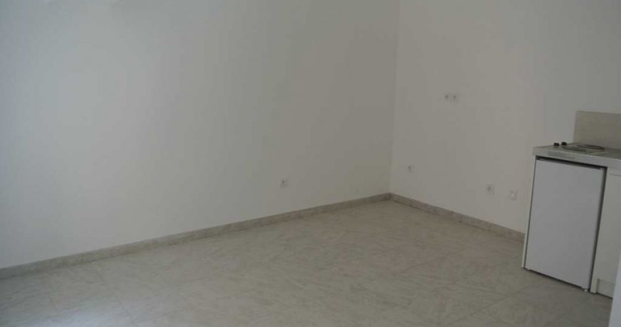 location Appartement rénové Beziers