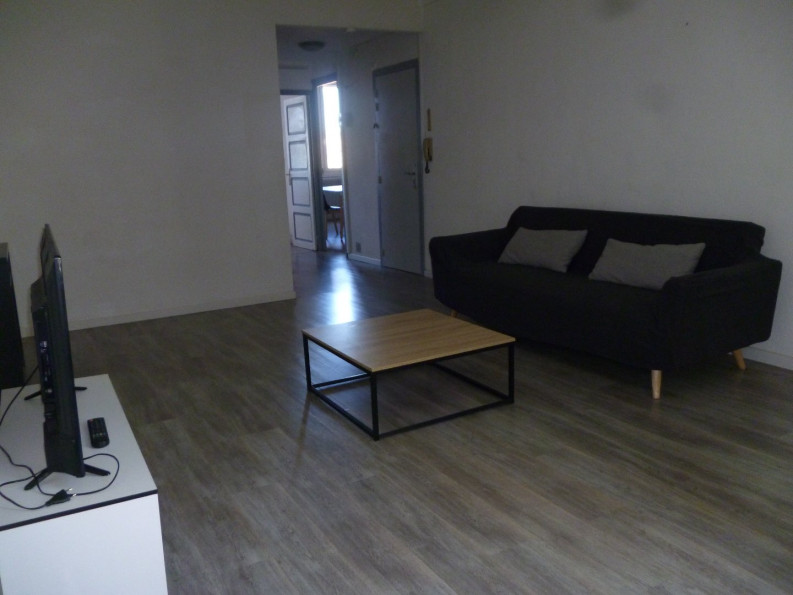 location Appartement rénové Beziers - Photo 4