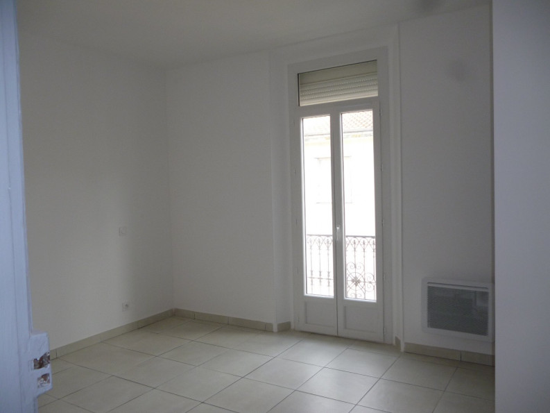 location Appartement rénové Beziers - Photo 9