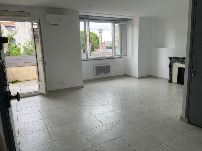 location Appartement rénové Beziers - Photo 5