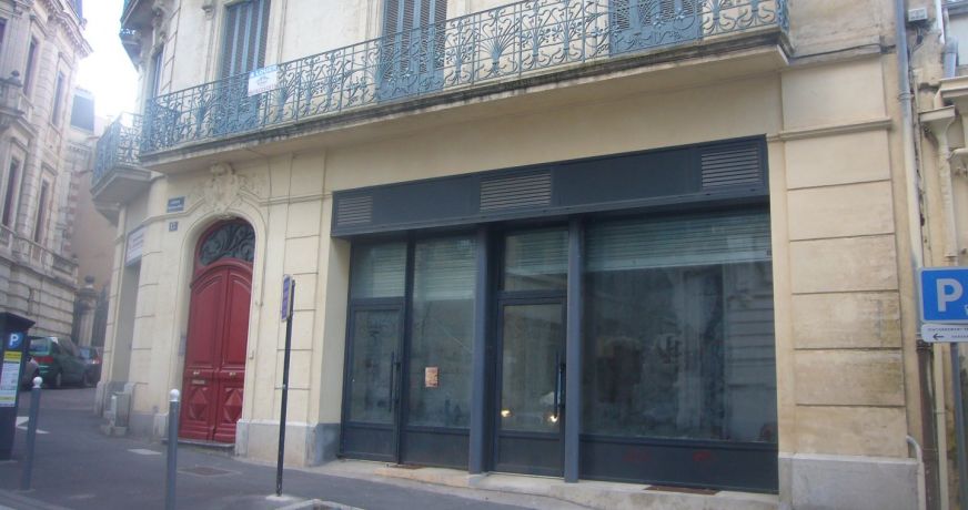 location Local commercial Beziers